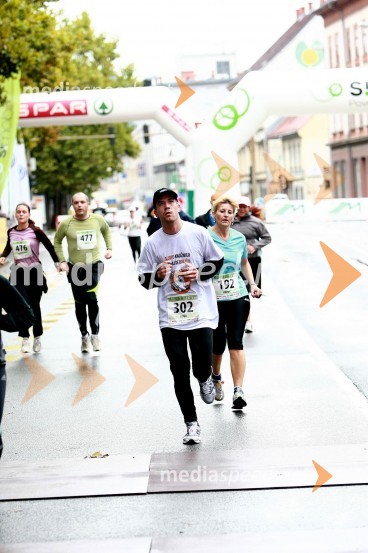 Martin Unuk, maratonec (302) in Vida Udovič, maratonka (192)


1. Eko maraton Maribor, tekaški maraton, tekači