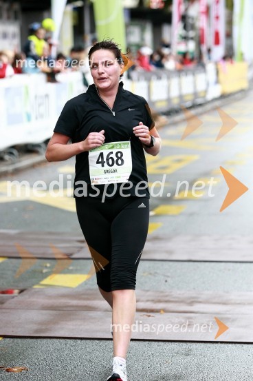 Simona Gregor, maratonka (468)
1. Eko maraton Maribor, tekaški maraton, tekači