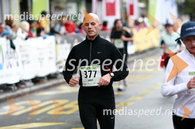 Žiga Andrič, maratonec (377)
1. Eko maraton Maribor, tekaški maraton, tekači