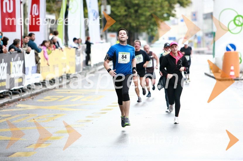 Jure Kavčič , maratonec (84)
1. Eko maraton Maribor, tekaški maraton, tekači