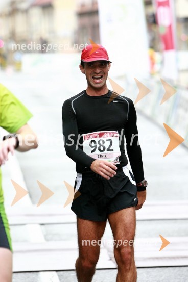 Miha Ažnik, maratonec (982)
1. Eko maraton Maribor, tekaški maraton, tekači