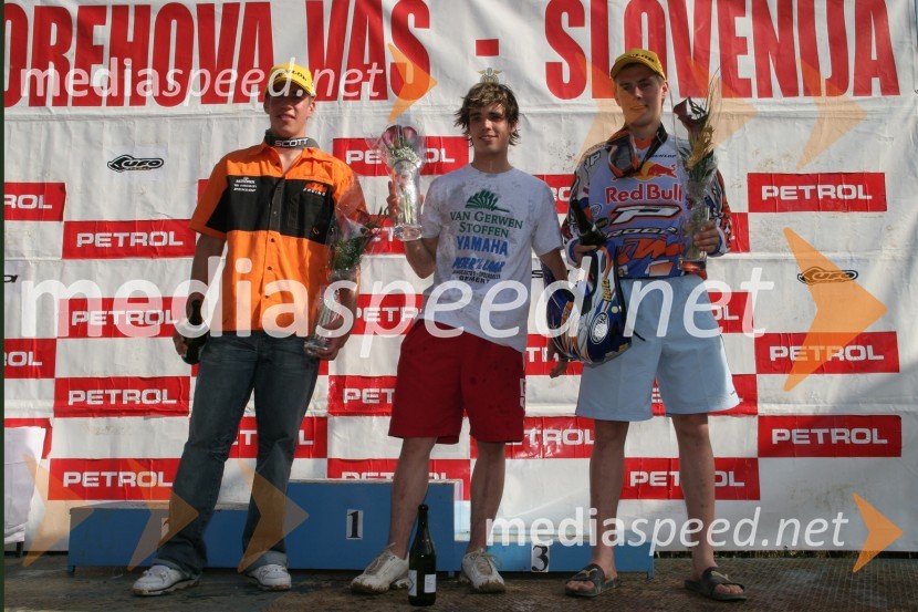 Razred do 125 ccm: Steven Frossard (Francija), Dennis Verbruggen (Belgija) in Joel Roelants (Belgija)MOTOKROS, svetovno prvenstvo MX3 in evropsko prvenstvo do 125 ccm