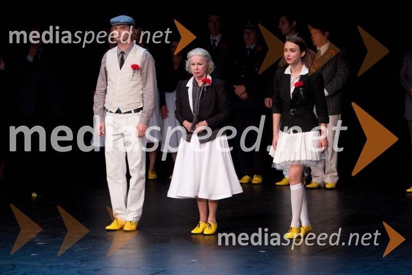 Kristijan Guček, ogralec, Teja Glažar, igralka in Arna Hadžialjević, igralkaObisk stare gospe, premiera SNG Nova Gorica