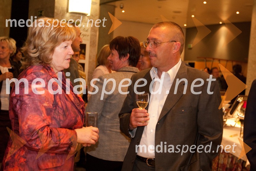 ... in Aleš Bucik, župan občine Renče VogrskoObisk stare gospe, premiera SNG Nova Gorica