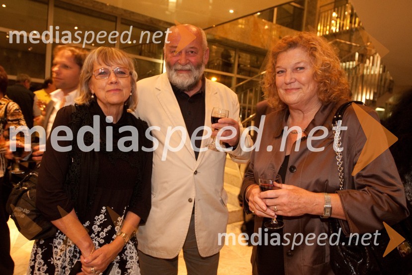 ... in Zvone Šedlbauer, režiser s soprogoObisk stare gospe, premiera SNG Nova Gorica