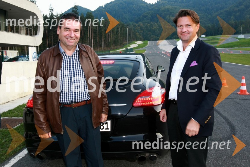 Srečko Vilar, generalni sekretar Zlate lisice in Leo Ivanjko, lastnik podjetja VinagPorsche Slovenija, Poslovni poligon