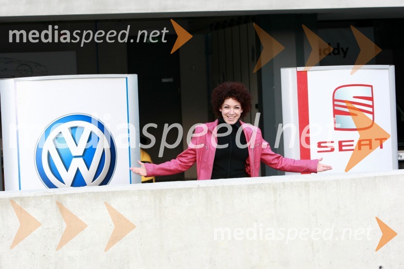 Kristina Oberžan, pevkaPorsche Slovenija, Poslovni poligon