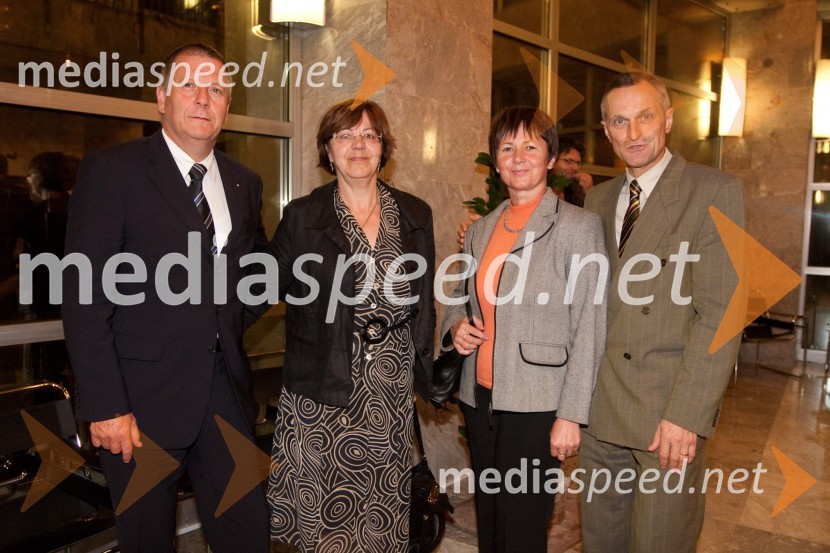 Vladimir Brezavšček, soproga Nada in Marjan Širaj, Ajpes s soprogoObisk stare gospe, premiera SNG Nova Gorica