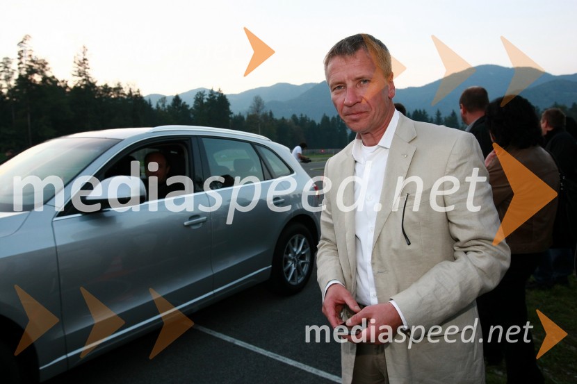 Dr. Robert Ferko, predsednik uprave podjetja Elan d.o.o.Porsche Slovenija, Poslovni poligon