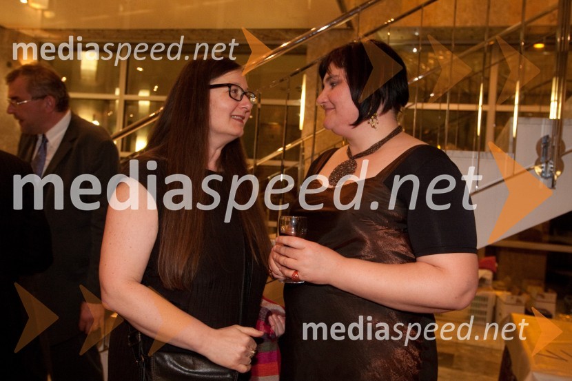 Mojca Kranjc, dramaturginja in Klavdija Zupan, režiserkaObisk stare gospe, premiera SNG Nova Gorica