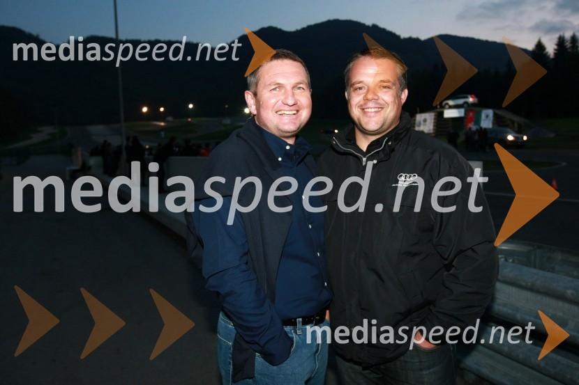 Matjaž Kek, selektor slovenske nogometne reprezentance in Boštjan Pepevnik, vodja poslovne enote Porsche Ptujska cestaPorsche Slovenija, Poslovni poligon