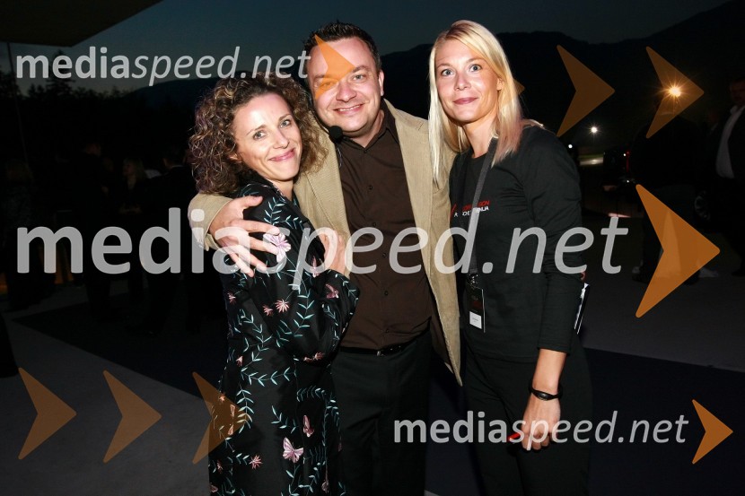 Simona Podlipny, marketing Porsche Slovenija d.o.o., Sašo Papp, povezovalec in Maja Osrajnik, PM poslovni mediji d.o.o.Porsche Slovenija, Poslovni poligon