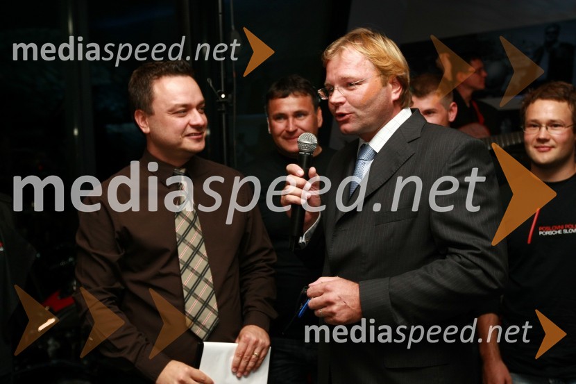 Sašo Papp, povezovalec in Marko Škriba, direktor znamke Volkswagen pri Porsche Slovenija d.o.o.       
Porsche Slovenija, Poslovni poligon