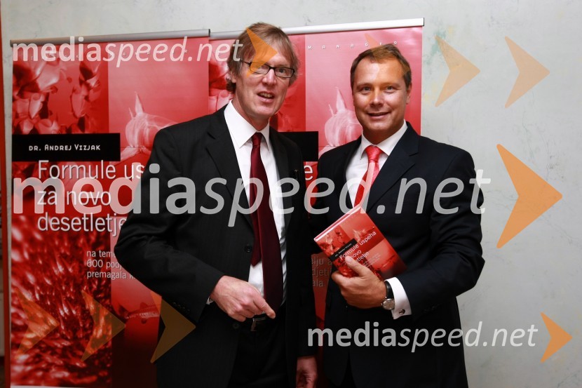Francois Mattelaer direktor PwC Slovenija in dr. Andrej Vizjak, PwC, predsednik za svetovanjeDr. Andrej Vizjak predstavil novo knjigo z naslovom Formule uspeha za novo desetletje