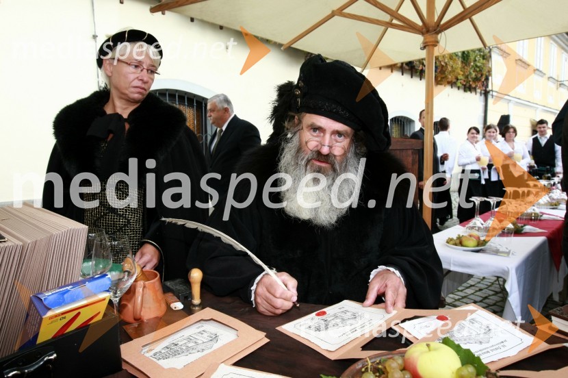 Mojster JanezTrgatev Stare trte v Mariboru