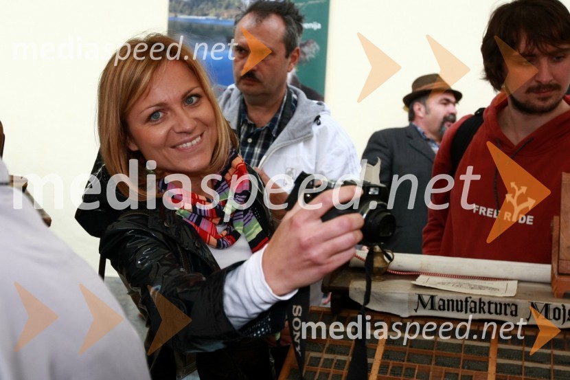 Jasmina ZagoracTrgatev Stare trte v Mariboru