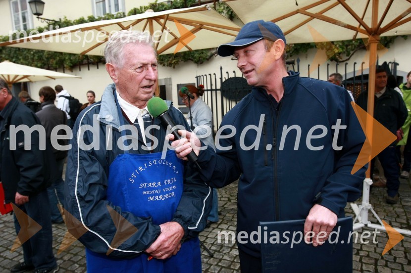 Tone Zafošnik, častni mestni viničar in Stanislav Kocutar, novi mestni viničarTrgatev Stare trte v Mariboru