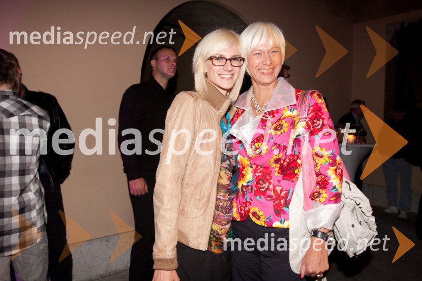 Barbra Drnač, novinarka in hči Tereza PoljaničPink Si Sloveniji, koncert ob začetku delovanja v Sloveniji