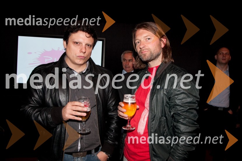 ... in Miha Guštin - Gušti, glasbenikPink Si Sloveniji, koncert ob začetku delovanja v Sloveniji