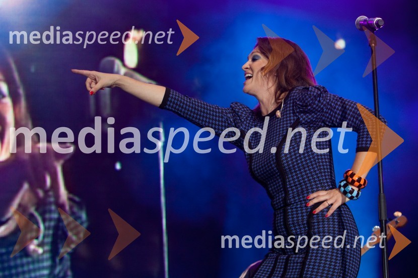 Nina Badrić, pevkaPink Si Sloveniji, koncert ob začetku delovanja v Sloveniji