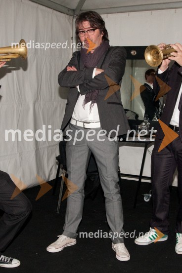 Robert Pešut-Magnifico, glasbenikPink Si Sloveniji, koncert ob začetku delovanja v Sloveniji