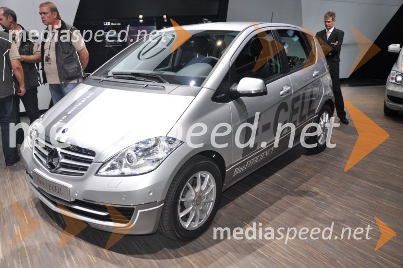Mercedez-Benz E-CELLMercedez-Benz E-CELL