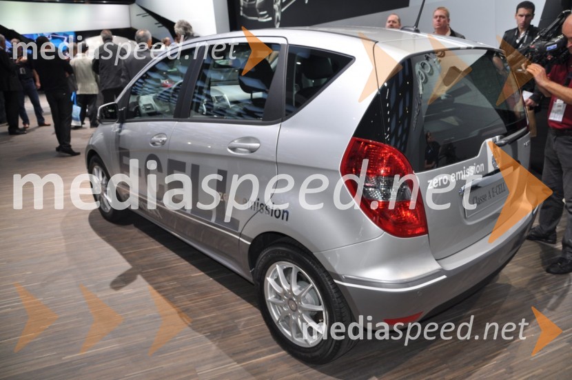 Mercedez-Benz E-CELLMercedez-Benz E-CELL