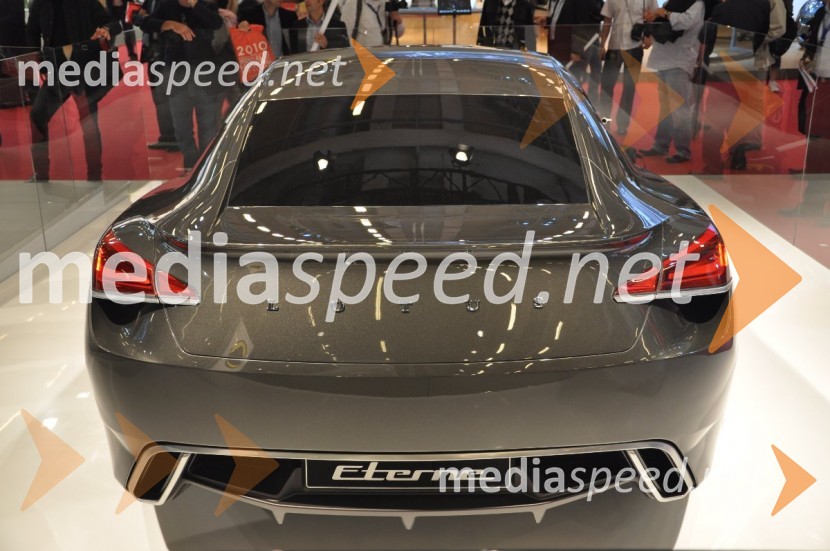 Lotus EterneLotus Eterne