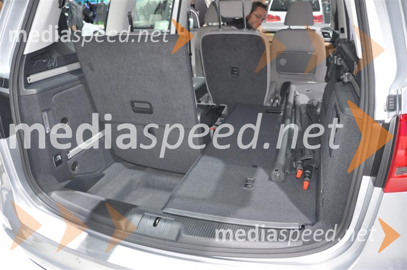 Novi Volkswagen SharanNovi Volkswagen Sharan