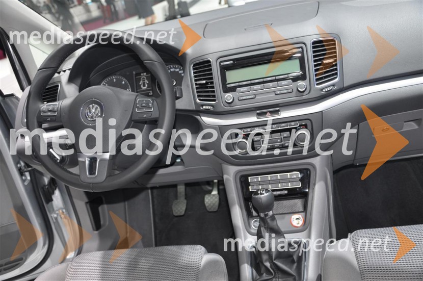 Novi Volkswagen SharanNovi Volkswagen Sharan