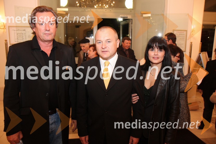 Vladimir Rukavina - Gogo, direktor Narodnega doma Maribor, Franc Kangler, župan Mestne občine Maribor ter soproga TanjaLa boheme, premiera opere SNG Maribor