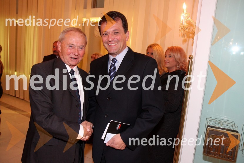 Dr. Alojz Križman, predsednik Športne zveze Maribor in Gregor Jager, kandidat za župana Mestne občine MariborLa boheme, premiera opere SNG Maribor