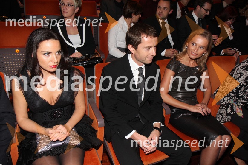 Tijana Orešič, Tomaž Orešič, kandidat za župana Mestne občine Maribor in Katarina Kresal, ministrica za notranje zadeve RSLa boheme, premiera opere SNG Maribor