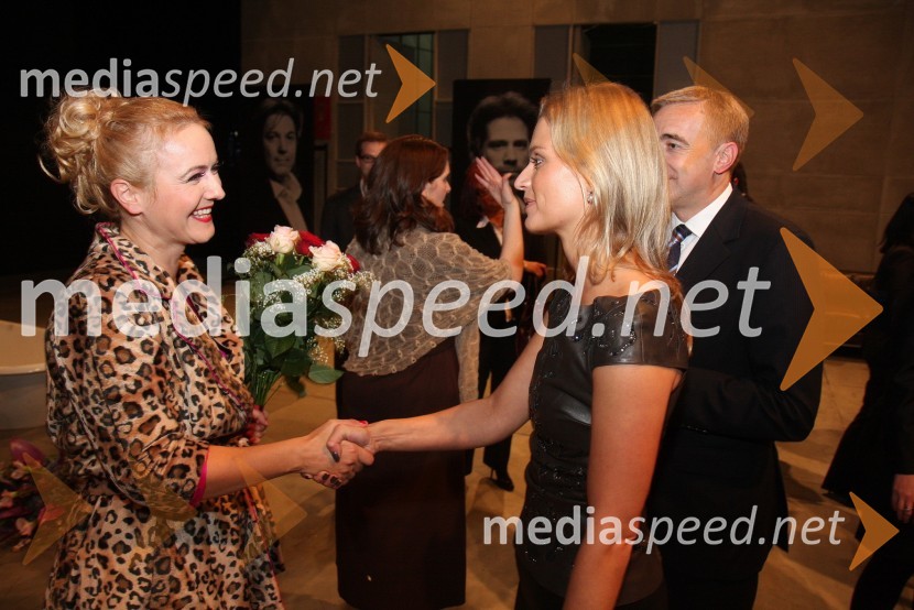 Andreja Zakonjšek Krt, sopranistka in Katarina Kresal, ministrica za notranje zadeve RSLa boheme, premiera opere SNG Maribor