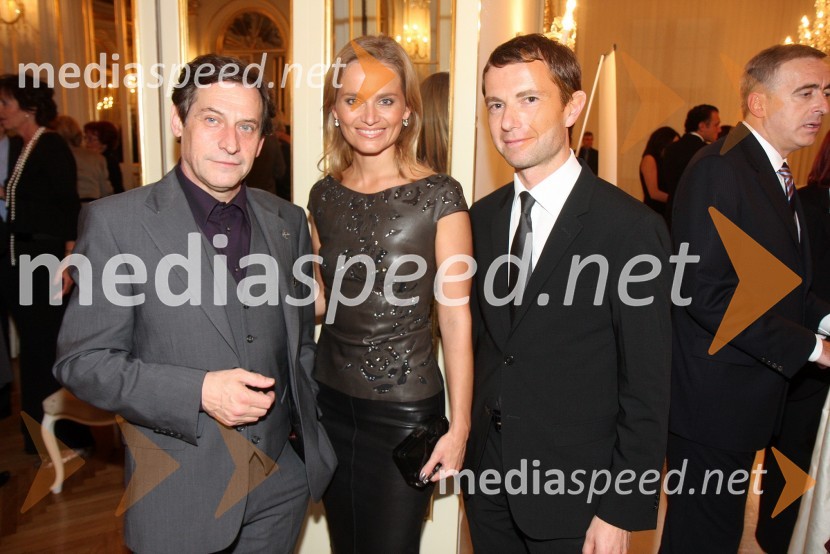 Teodor Lorenčič, kandidat za župana Mestne občine Maribor,  	Katarina Kresal, ministrica za notranje zadeve RS in Tomaž Orešič, kandidat za župana Mestne občine MariborLa boheme, premiera opere SNG Maribor