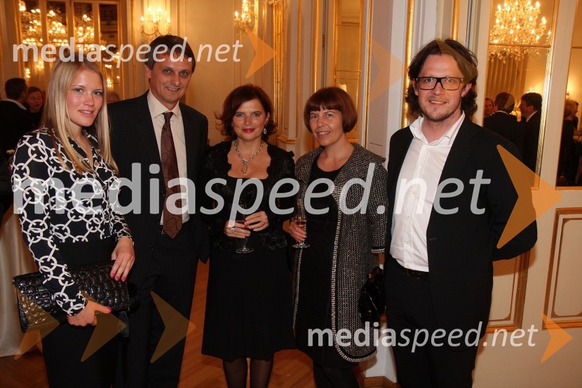 Tajda Šarkanj, Tomaž Kancler, kandidat za župana Mestne občine Maribor in soproga Romana, Bojana Šarkanj in Boštjan Kljun, tv voditeljLa boheme, premiera opere SNG Maribor