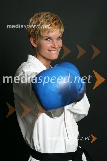 Nuša Rajher, svetovna in evropska prvakinja v taekwondoju in kickboksuNuša Rajher, svetovna in evropska prvakinja v taekwondoju in kickboksu