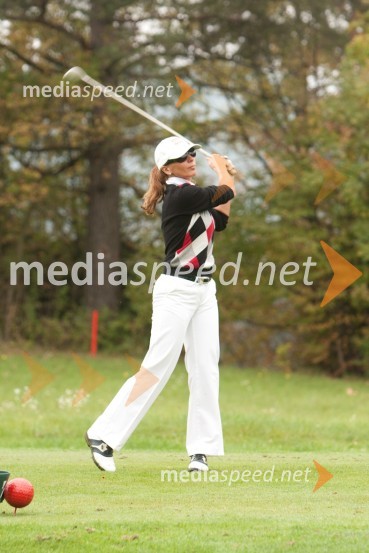 Simona Lebar1. mednarodni dobrodelni golf turnir Lions Alpe Adria 2010