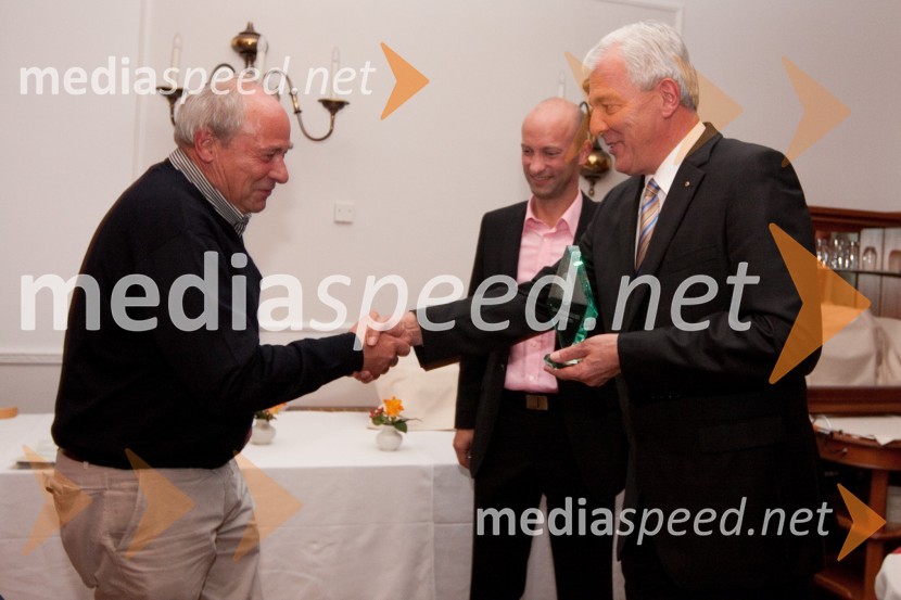 Ernst Sztrberny in Zvone Špec, predsednik lions kluba Bled1. mednarodni dobrodelni golf turnir Lions Alpe Adria 2010