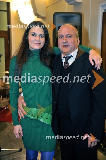 Pia Zemljič, igralka in Janez Pipan, režiserŽupanova Micka, premiera komedije SLG Celje