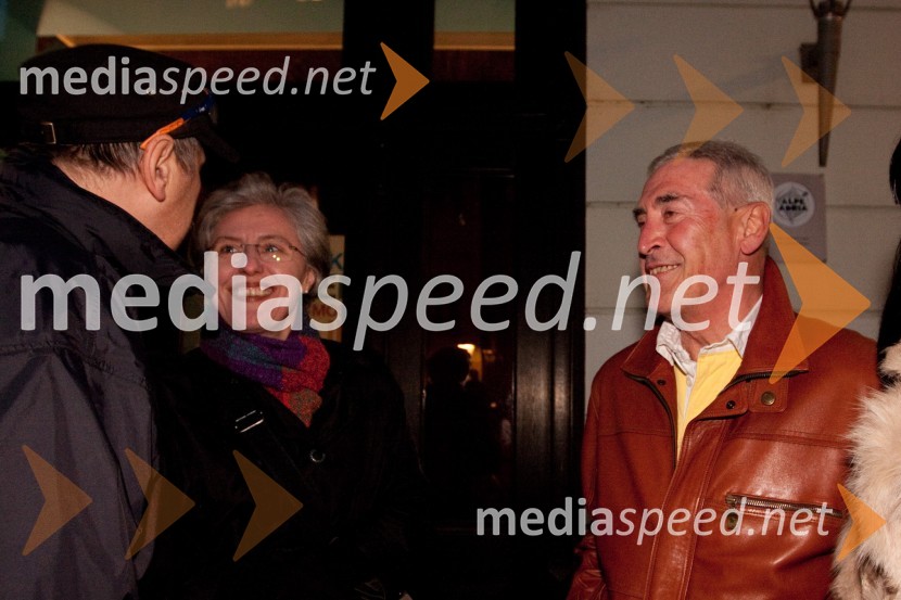 Milena Mileva Blažič, profesorica na pedagoški fakulteti, mestna svetnica in Aleš Čerin, podžupan LjubljaneSpremljanje rezultatov v štabu Zorana Jankoviča