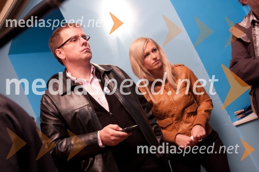 Jani Möderndorfer, podžupan LjubljaneSpremljanje rezultatov v štabu Zorana Jankoviča