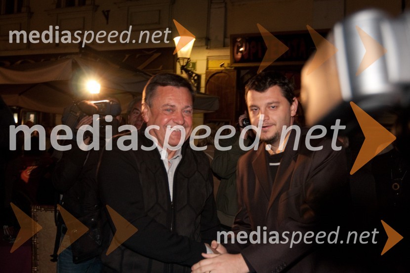 	 Zoran Jankovič, župan mestne občine Ljubljana in ...Spremljanje rezultatov v štabu Zorana Jankoviča