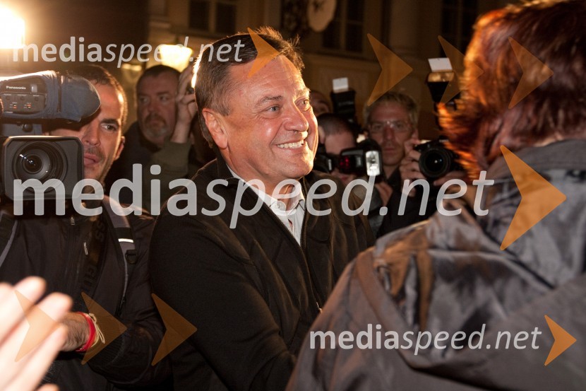 Zoran Jankovič, župan mestne občine LjubljanaSpremljanje rezultatov v štabu Zorana Jankoviča