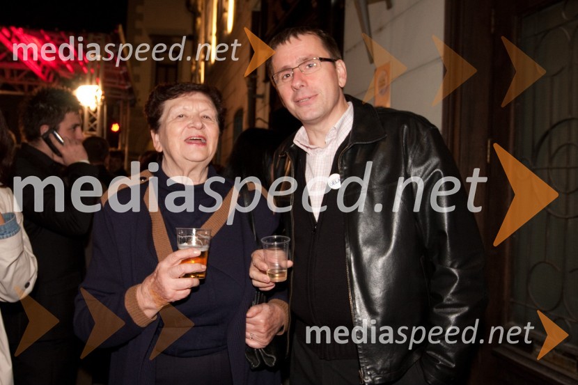 Nuša Kerševan, nekdanja županja Ljubljane in Jani Möderndorfer, podžupan LjubljaneSpremljanje rezultatov v štabu Zorana Jankoviča