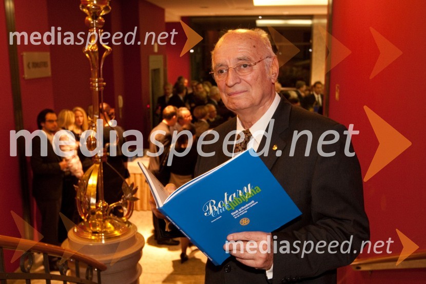 Stanko OjnikRotary club Ljubljana praznoval 20 let