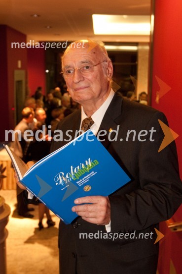 Stanko OjnikRotary club Ljubljana praznoval 20 let