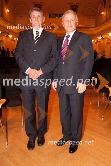 Franc Jamšek, Rotary klub Ljubljana, eden prvih rotarijcev v samostojni Sloveniji in Tone Glavan, pomočnik guvernerja za DistrictRotary club Ljubljana praznoval 20 let