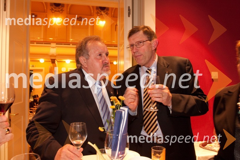 Zdravko Perger, operni pevec in ...Rotary club Ljubljana praznoval 20 let