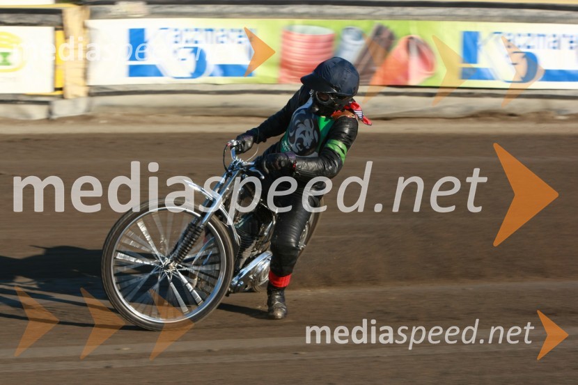 Leigh Adams, poslovilna dirka